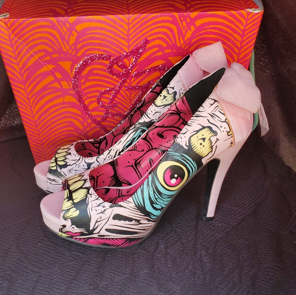 Iron Fist Grave Dancer Platforms